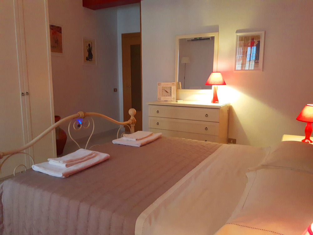 Oleaster - Rooms & Apartments Bolognetta Bagian luar foto