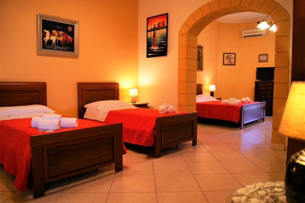 Oleaster - Rooms & Apartments Bolognetta Bagian luar foto