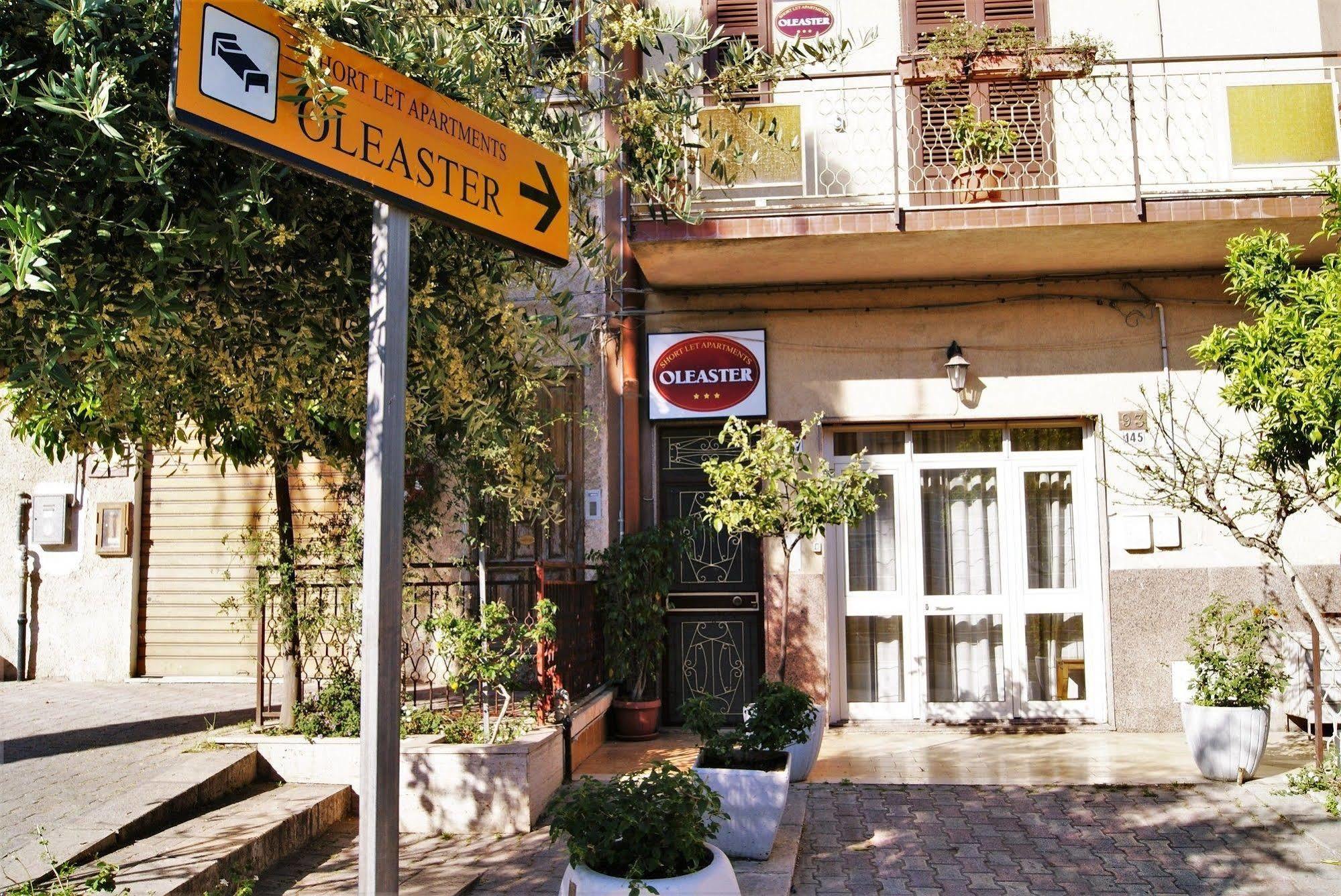 Oleaster - Rooms & Apartments Bolognetta Bagian luar foto
