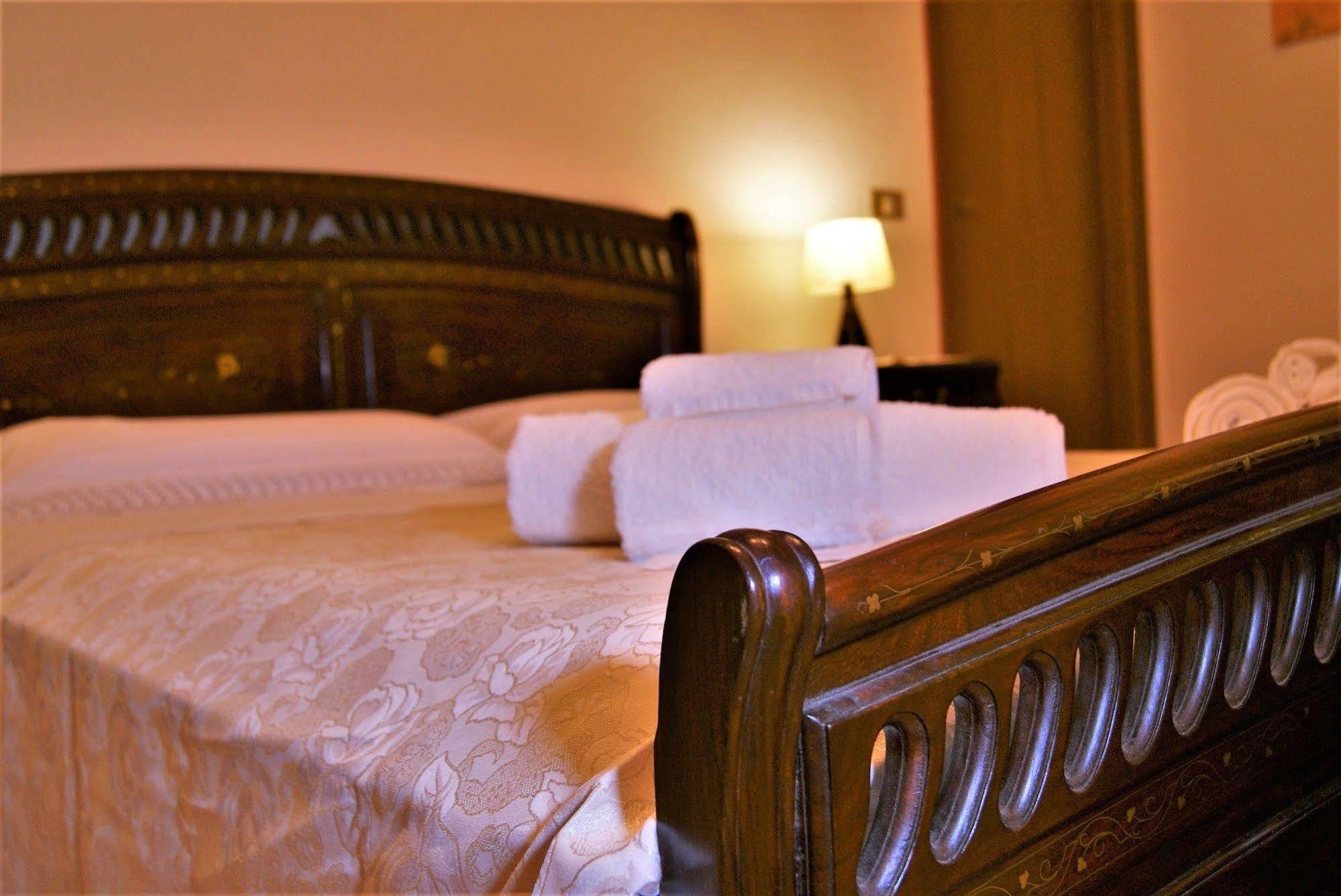 Oleaster - Rooms & Apartments Bolognetta Bagian luar foto